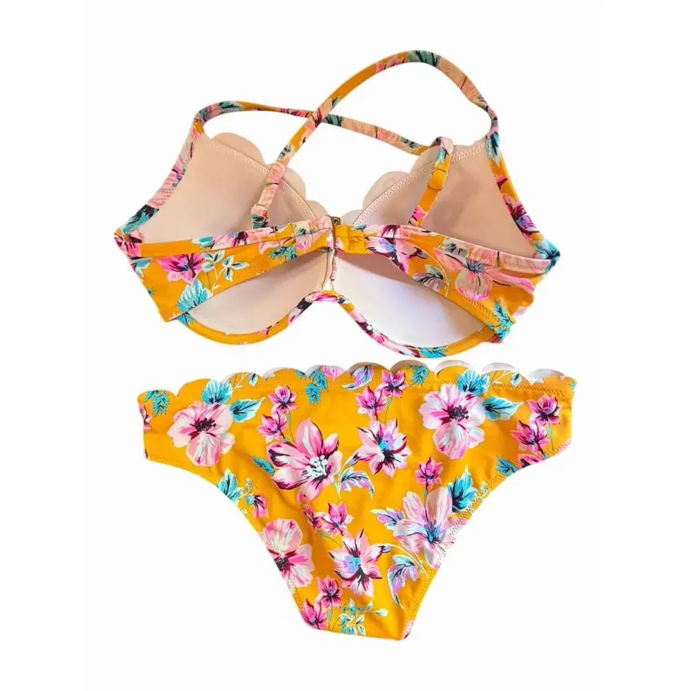 Shade & Shore Scalloped Floral Bikini 34D, Medium Bottom